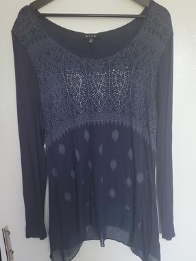 B.L.E.U. Navy Long-Sleeve Embellished Peasant Top